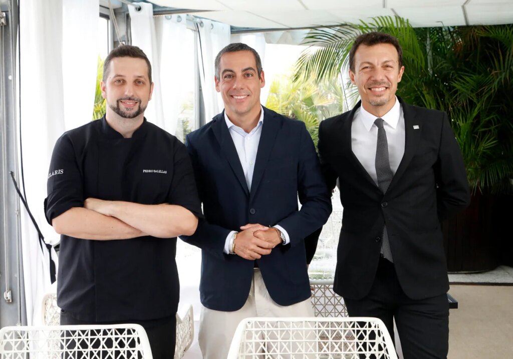 La terraza del Claris saluda la Copa América