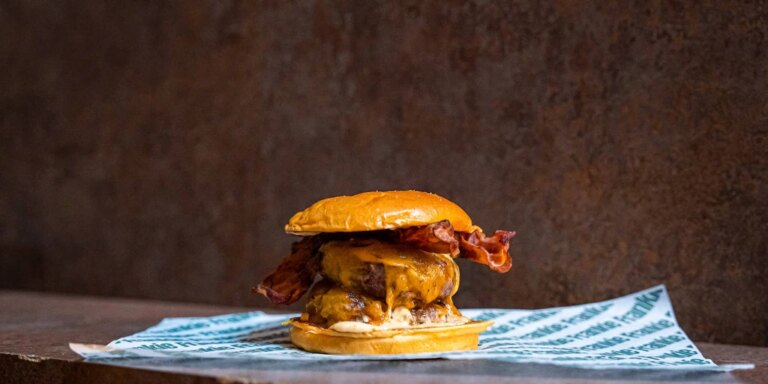 Frankie Burgers lleva sus hamburguesas caseras al barrio de Salamanca