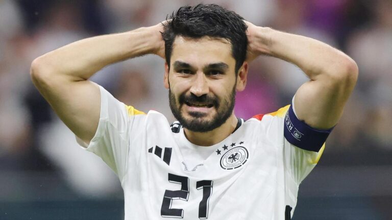Ilkay Gündogan, durante el partido ante Suiza.
