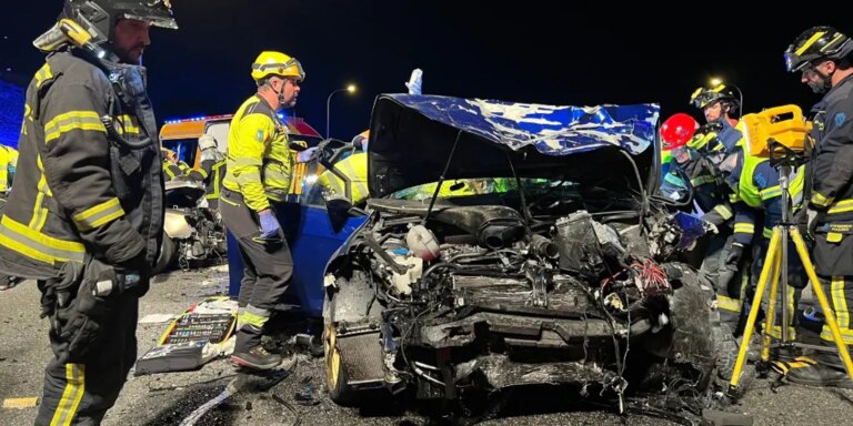 Un kamikaze conduce 5 kilómetros en sentido contrario por la M-40 hasta chocar contra otro turismo a la altura de Carabanchel