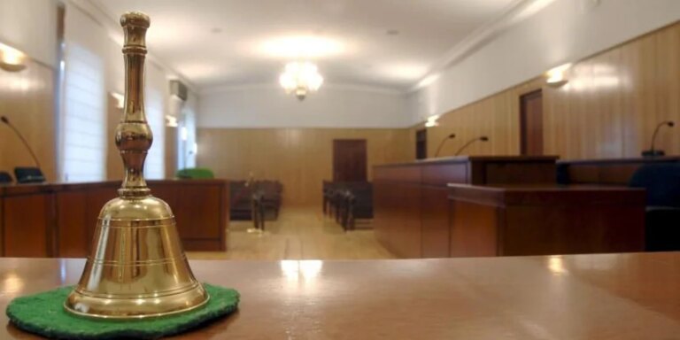 Doce meses de prisión para el joven acusado de apuñalar al hijo de la exprocuradora de Cs Marta Sanz