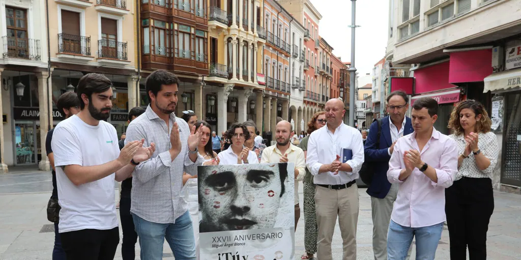 Palencia rinde homenaje a la memoria de Miguel Ángel Blanco