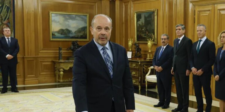El juez Campo, que fue alto cargo con Chaves, borra delitos a sus antiguos compañeros de la Junta en el caso ERE