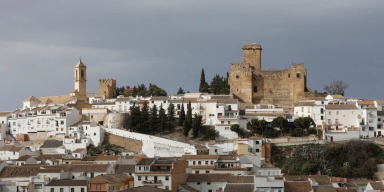 El castillo de un pueblo de Córdoba que parece sacado de 'La Casa del Dragón'