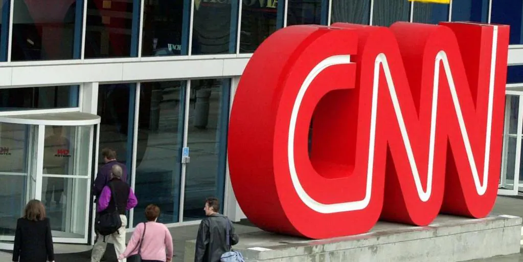 CNN despide a 100 empleados y apuesta por un plan digital de pago para final de año