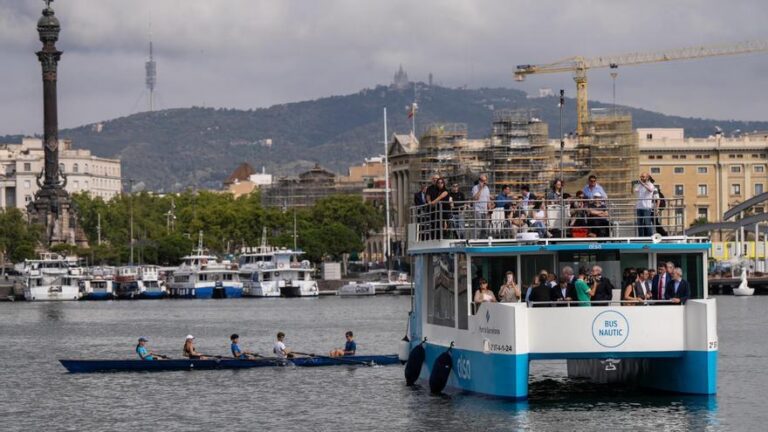 BUS NÁUTICO PUERTO BARCELONA | El nuevo bus náutico revoluciona la manera de desplazarse por el Port de Barcelona