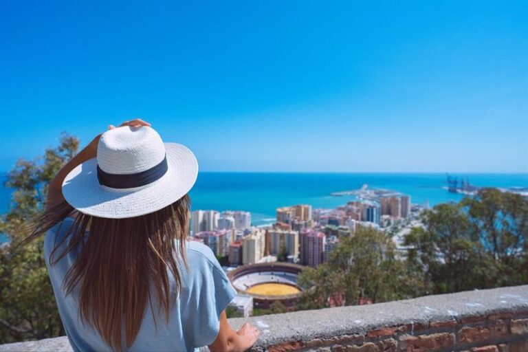 Tres sectores turísticos por los que apostar ante la previsión de un verano "brillante"