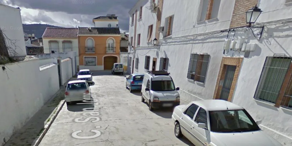 dos hospitalizados tras un fuego que se originó la cocina de su casa en Baena