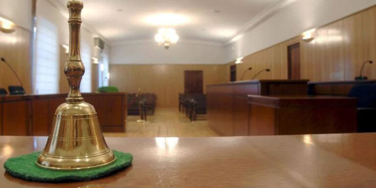 Condenado a nueve años de cárcel por abuso sexual continuado a una niña amiga de su hija mientras dormía