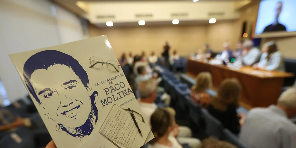 «Alguien sabe algo de mi hijo, y ya es hora de que hable»