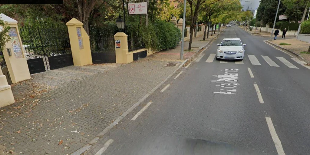 una mujer resulta herida en un atropello en la avenida del Brillante