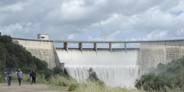 Los embalses andaluces inician el mes con 1.607 hectómetros cúbicos más de agua que en julio del año pasado