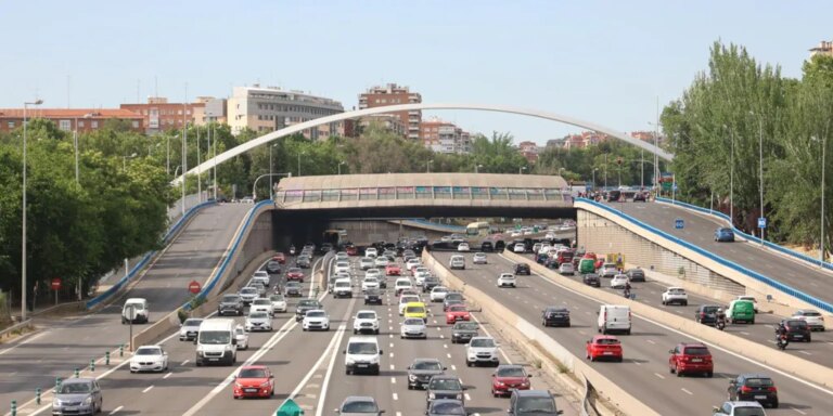 Una pasarela con un 50% de zonas verdes cubrirá 200 metros de la M-30 al sur de Ventas en 2027