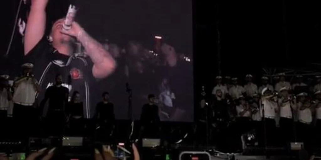 La banda de las Tres Caídas acompaña a Saiko en el festival Puro Latino Sevilla 2024