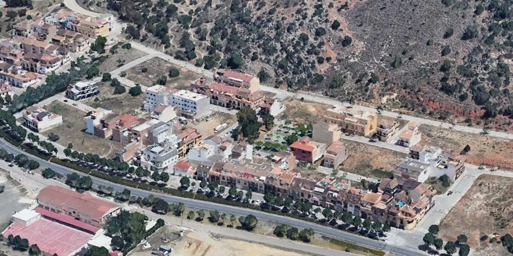 440 inmuebles para uso residencial, industrial y terciario