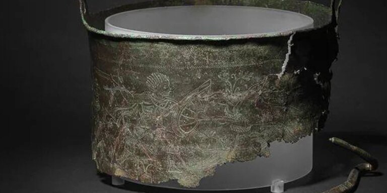 Hallan en el barco funerario de Sutton Hoo piezas de un cubo bizantino