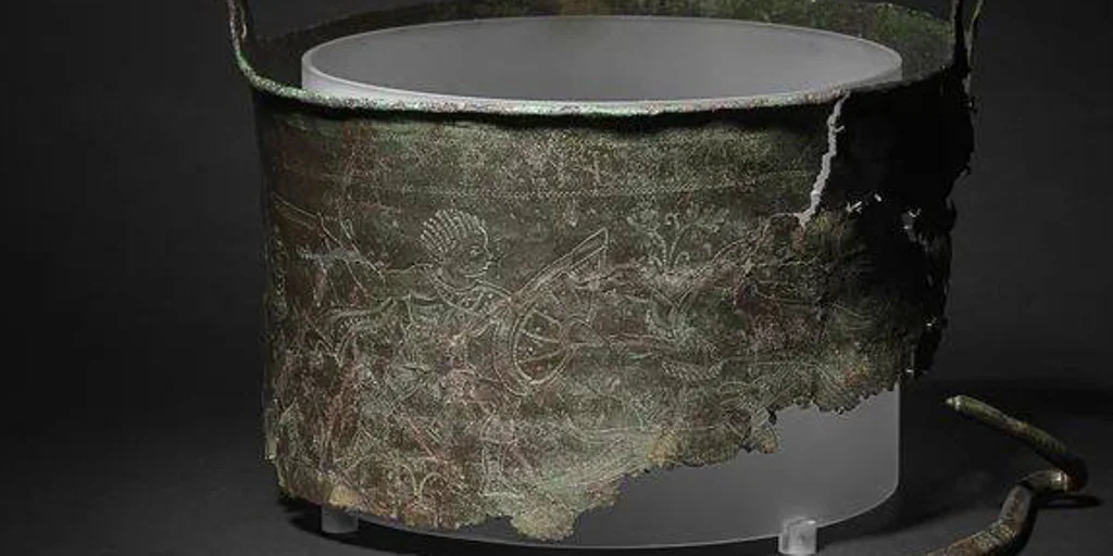 Hallan en el barco funerario de Sutton Hoo piezas de un cubo bizantino