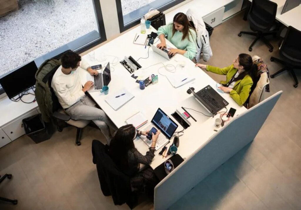 La Junta de Andalucía amplía a dos días el teletrabajo de los funcionarios