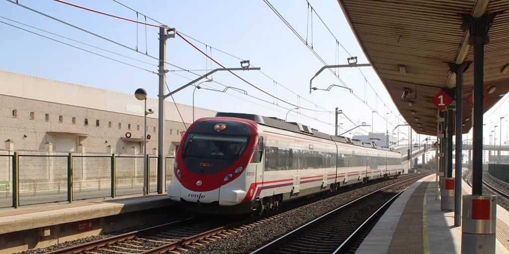 La línea ferroviaria Huelva-Sevilla continuará cortada al menos hasta este jueves