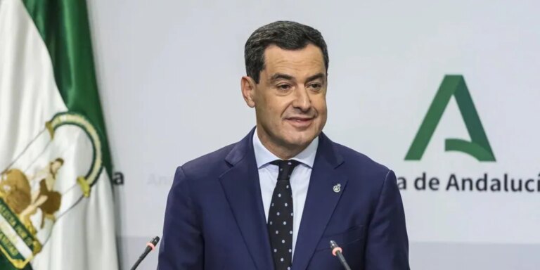 Juanma Moreno arranca su gira China con energías renovables y automoción