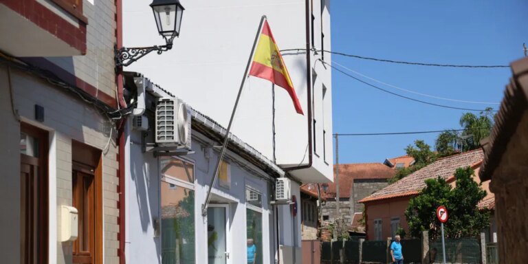 Denuncian que el déficit de agentes este verano en Galicia ronda el millar de efectivos