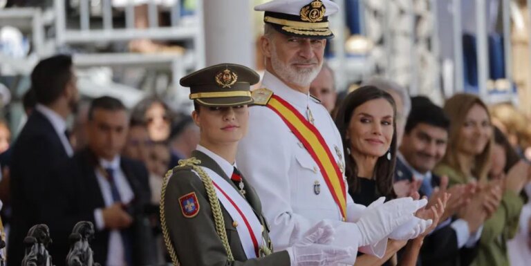 Expectación en la Escuela Naval de Marín ante la llegada de la Princesa de Asturias