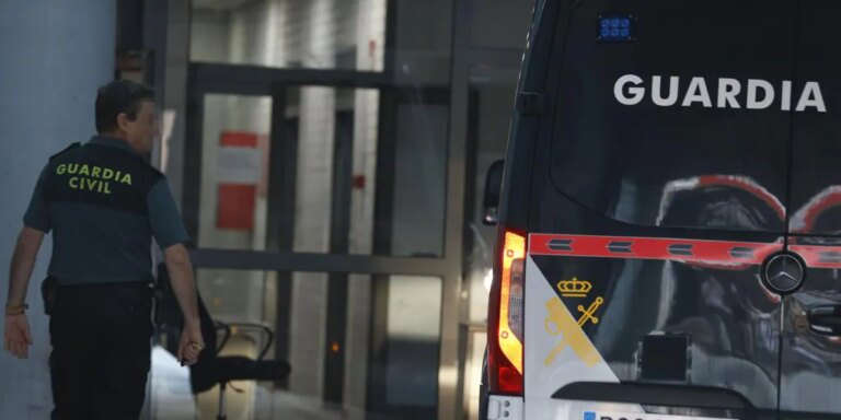 Prisión provisional sin fianza para el presunto asesino del niño Mateo, que se negó a declarar