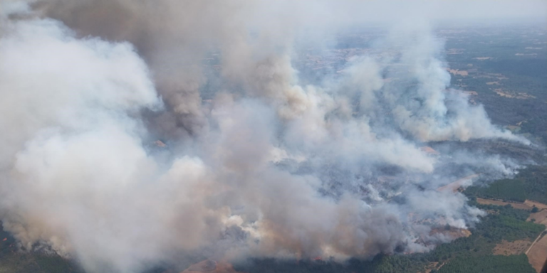 El incendio de Angueria (Portugal) salta a Zamora