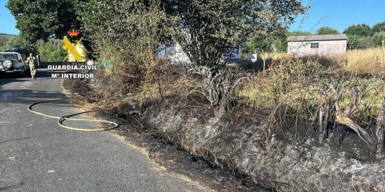 Detenido un hombre acusado de provocar un incendio en Toques
