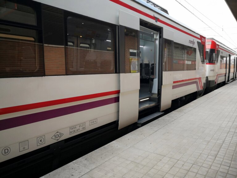 Interrumpida la circulación en varias líneas de Cercanías Madrid por falta de tensión en una catenaria