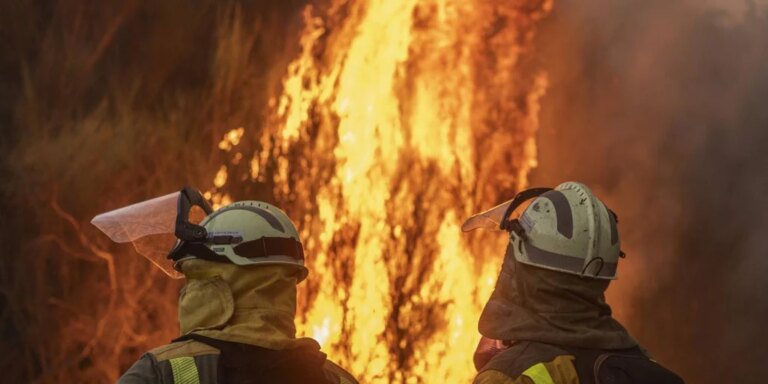 Cinco incendios de entidad en agosto empañan un verano de pocos fuegos