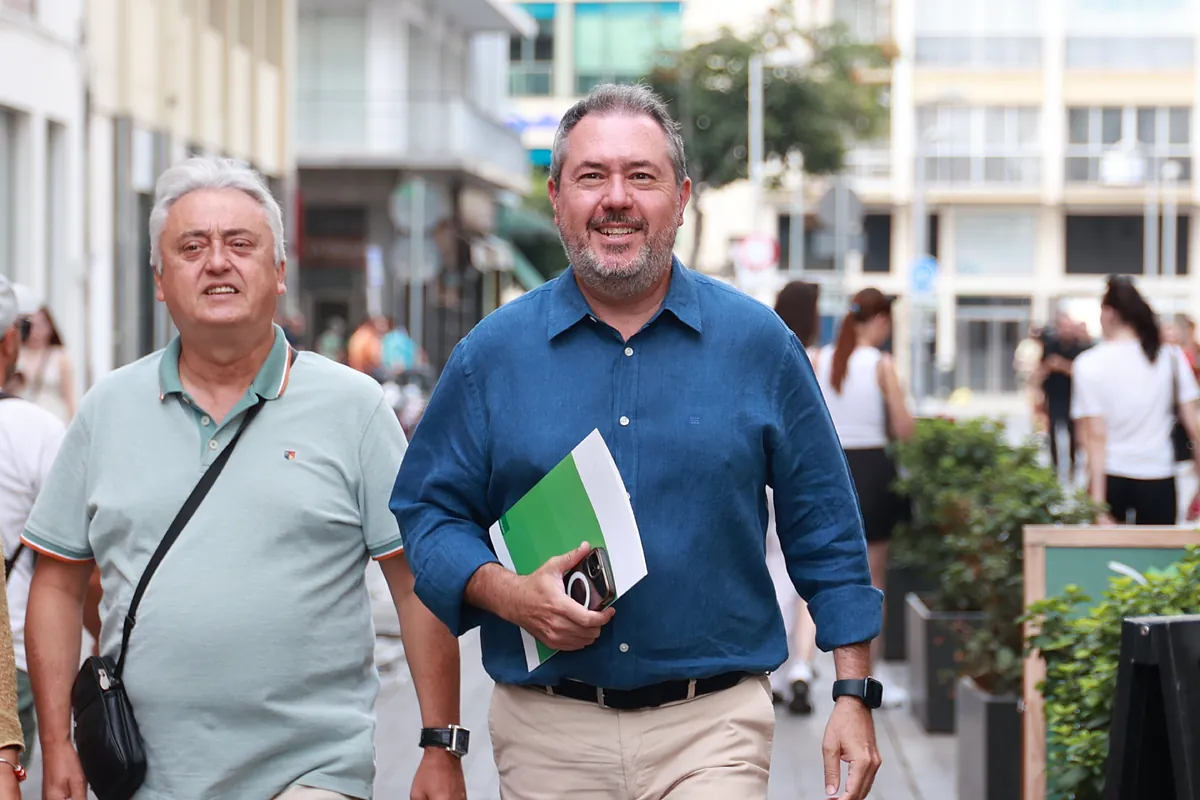 Juan Espadas, dispuesto a seguir al frente del PSOE-A: "Lo decidirán los militantes, no Ferraz"