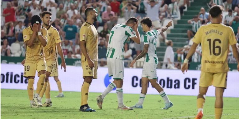 La falta de puntería hunde al Córdoba en el arranque liguero
