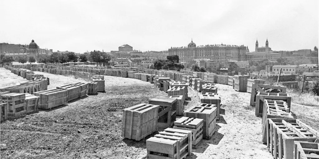 El templo egipcio que estuvo a punto de ir a Almería o Elche y para el que se estudió una funda de plástico