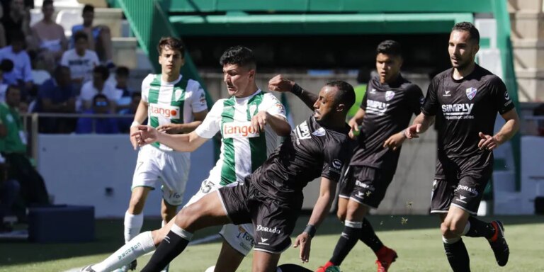 Fecha y hora del Huesca - Córdoba CF: una jornada más (la quinta) fuera del fin de semana