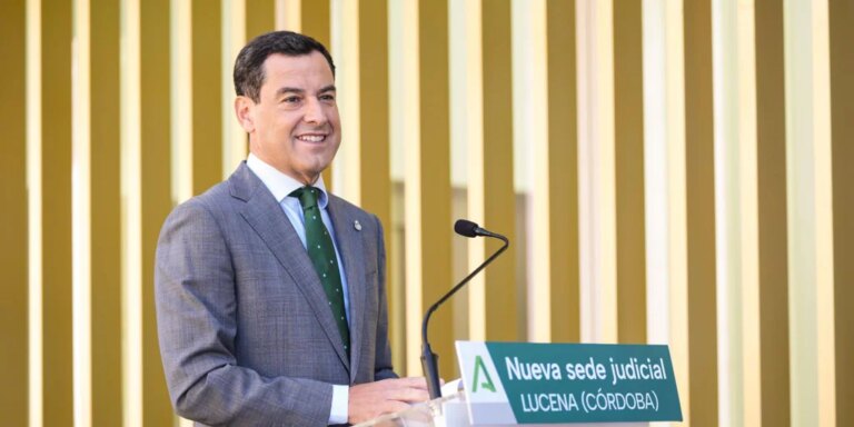 Juanma Moreno repetirá como candidato a presidir la Junta de Andalucía pero no se «perpetuará» como Manuel Chaves