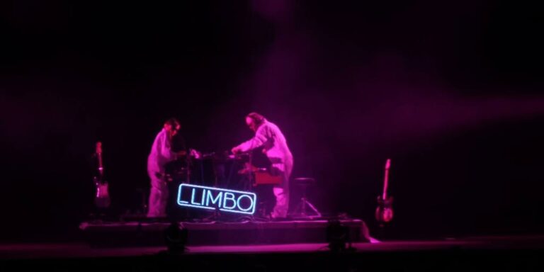 Juno se despide de su '_limbo' en un cálido abrazo con Sevilla