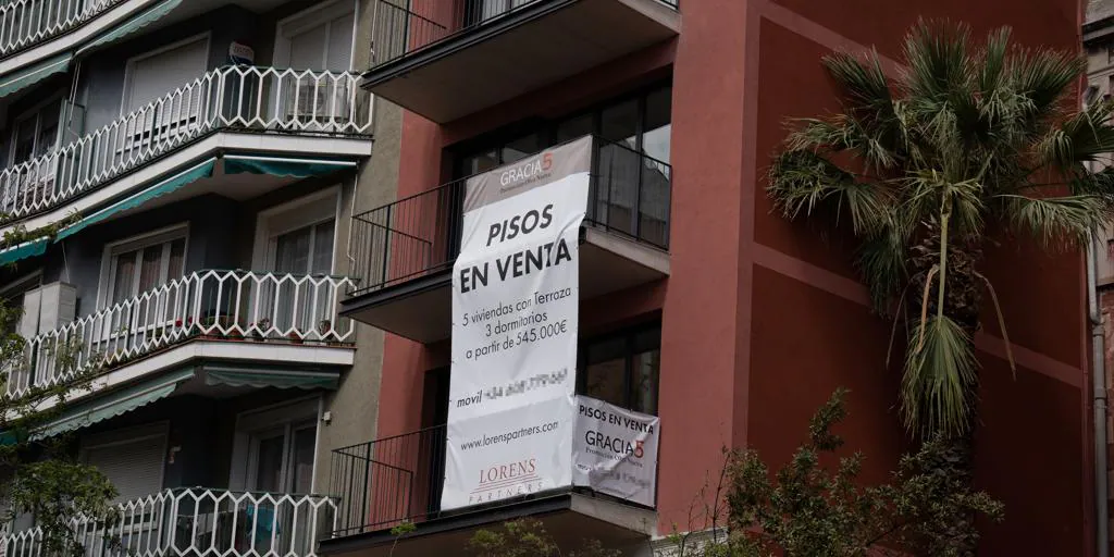 Cuánto dinero tienes que ahorrar para comprar una casa en Madrid en 2024: coste de la entrada de un piso y gastos