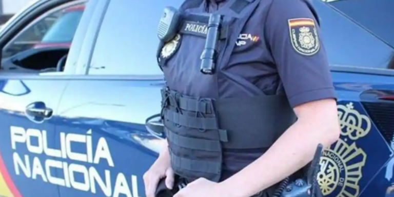 Dos detenidos por agredir en San Fermín a un hombre que llevaba la camiseta de la selección española de fútbol