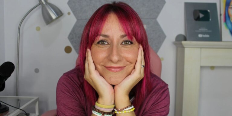 Una experta advierte sobre el 'sharenting' de las instamamis: «Hacen de la vida de sus hijos un 'reality' y un negocio»