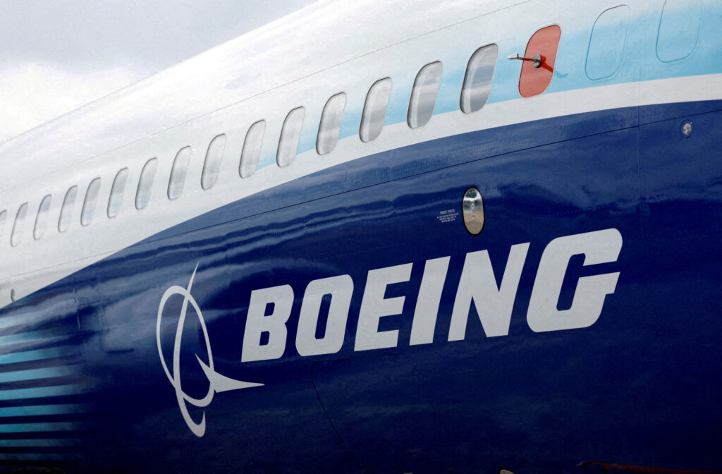 Boeing cae en bolsa: sus empleados pueden ir a la primera huelga de la empresa en 16 años