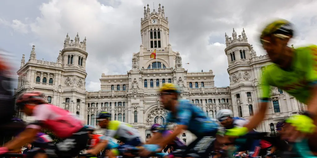Estos son los cortes de tráfico por el final de la Vuelta Ciclista a España en Madrid