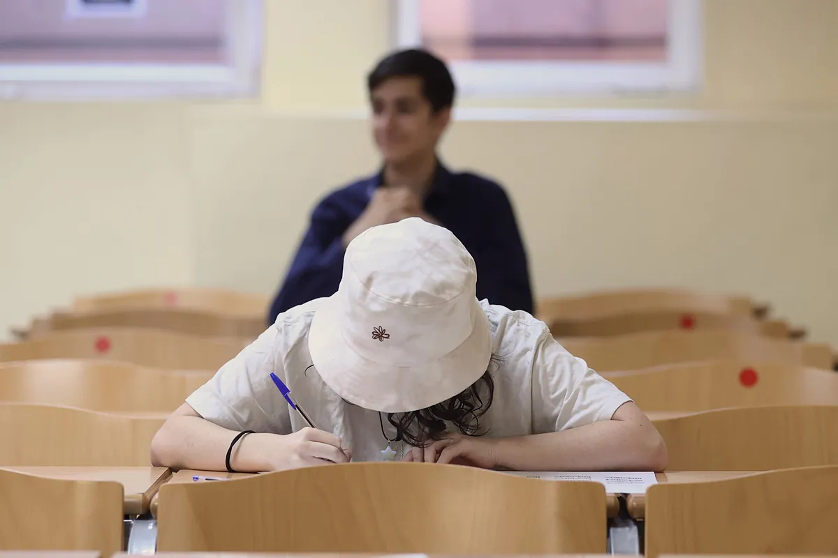 Acuerdo "de mínimos" en la Selectividad: las universidades suben del 10% al 20% el peso máximo de la ortografía pero no homogeneizan los exámenes