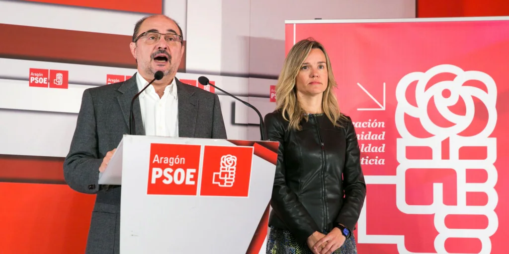 Lambán descarta a Pilar Alegría como su sucesora al frente del PSOE de Aragón y afirma que quien sea «debería tener principios, no ser un simple ventajista»