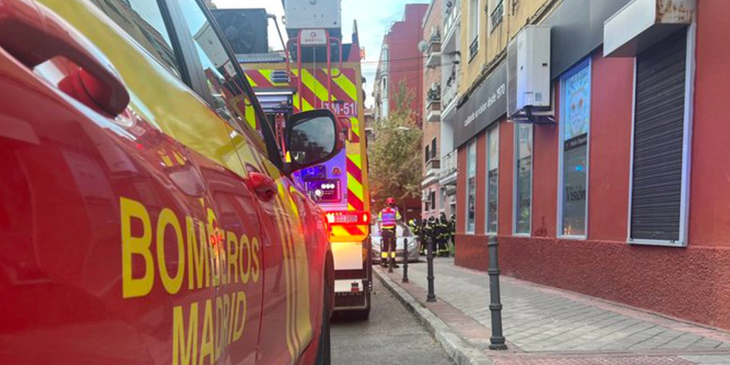 Un incendio en un restaurante de la calle Lagasca provoca el desalojo de cinco vecinos de un edificio colindante