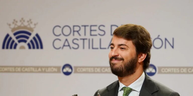 Vox da plantón a la Junta de Castilla y León y no acudirá a negociar los presupuestos