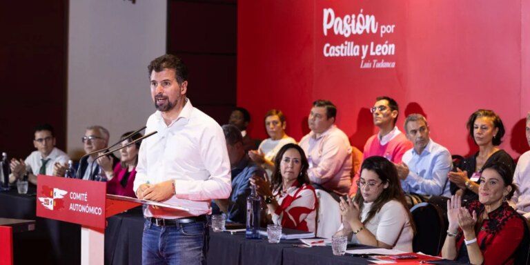 Ferraz desautoriza a Tudanca y suspende las primarias que intentó acelerar