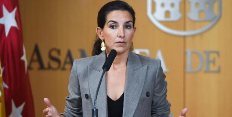 Abascal destituye a Rocío Monasterio como presidenta en Madrid y nombra en su lugar a José Antonio Fúster