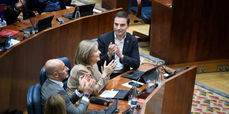 Lobato desconcierta al PSOE de Madrid, que deja en el aire su futuro inmediato