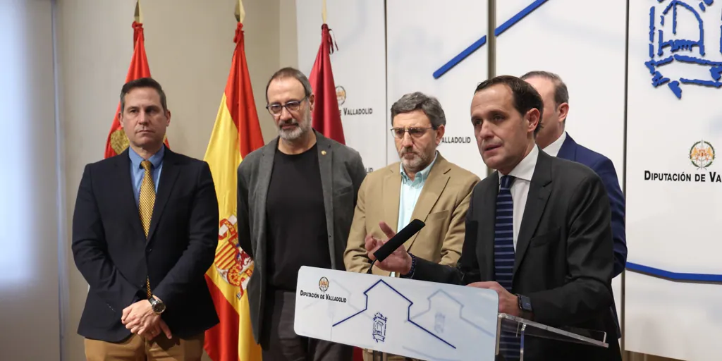 Conrado Íscar agradece la labor de los funcionarios de la Diputación de Valladolid para lograr que haya vida en los pueblos